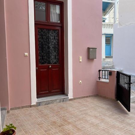 Ermoupolis, Syros City Apartments Bagian luar foto