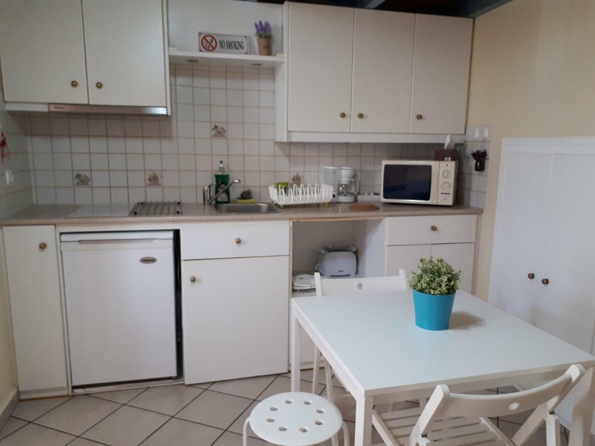 Ermoupolis, Syros City Apartments Bagian luar foto