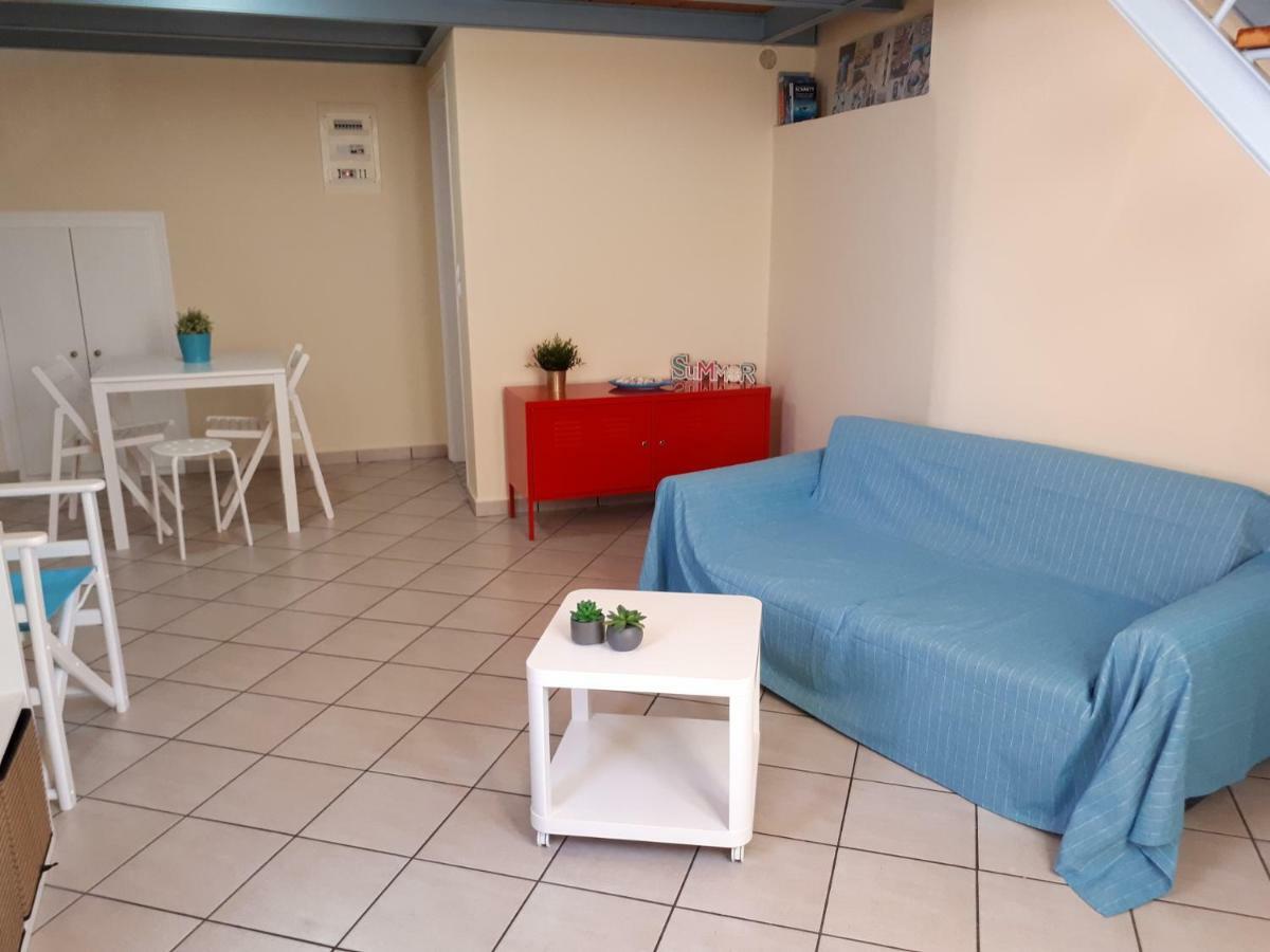 Ermoupolis, Syros City Apartments Bagian luar foto